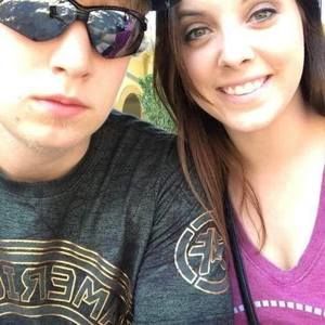 Meet your Posher, Levi